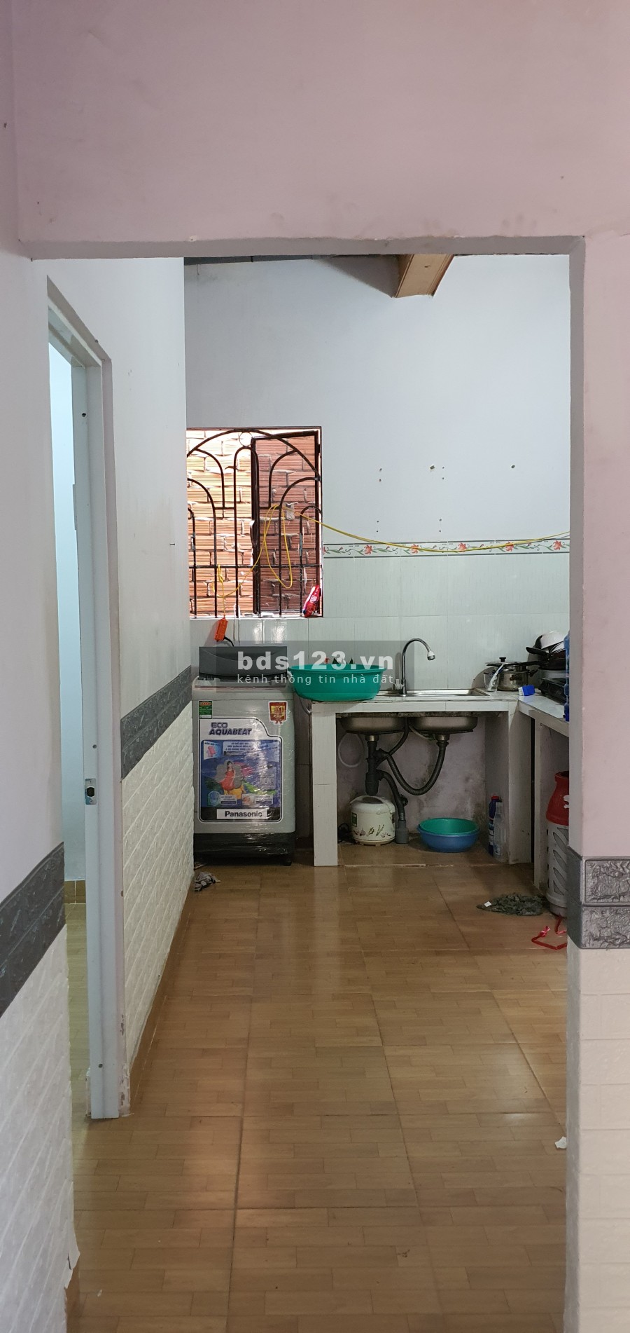 Cho hộ gia đình hoặc nữ thuê tầng trệt (2pn, 1wc, 1pk, 1pb, sân) nội thất đầy đủ