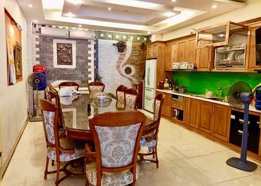 BÁN NHÀ PHỐ ĐẶNG THÙY TRÂM 60M2 6 Tầng MẶT TIỀN 5.5M, PHÂN LÔ Ô TÔ.