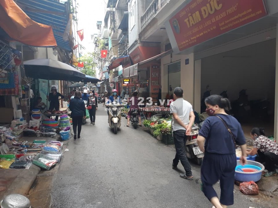 Bán Nhà Phố Vạn Phúc, Ô tô Kinh Doanh, 40m x 4T, MT5m, giá 4 tỷ 2, Lh 0902083139