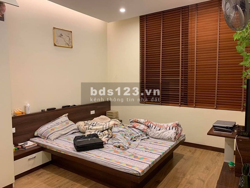 Bán nhà phân lô Văn Chương – Tôn Đức Thắng, 30m2 *6T, gần phố, giá 2,85 tỷ.