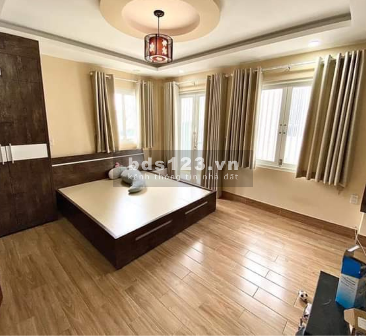 Bán Nhà 5 tầng HXH Thống Nhất, P.11, GV 52m2(5x10 Nở Hậu) 5.8 tỷ TL
