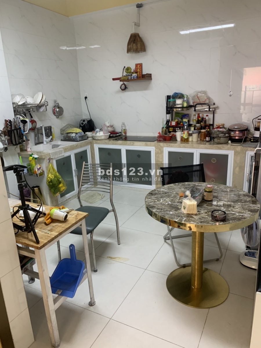Bán gấp siêu phẩm MTKD Phạm Viết Chánh, P. NCT, Quận 1. Vị trí cực sung !!