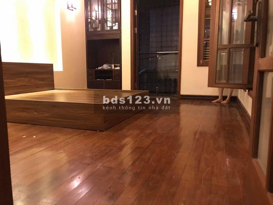 GẤP !! BIỆT THỰ Sát Quận 1, 4 tầng HXT dt 8x16, giá 25 tỷ TL. LH: 0879.193.102