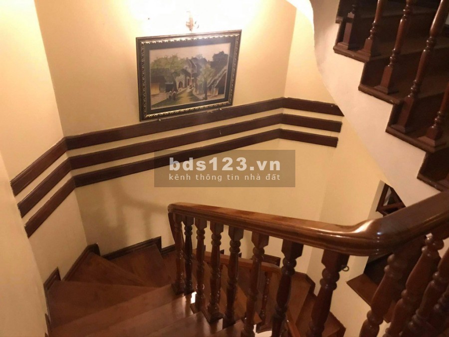 GẤP !! BIỆT THỰ Sát Quận 1, 4 tầng HXT dt 8x16, giá 25 tỷ TL. LH: 0879.193.102