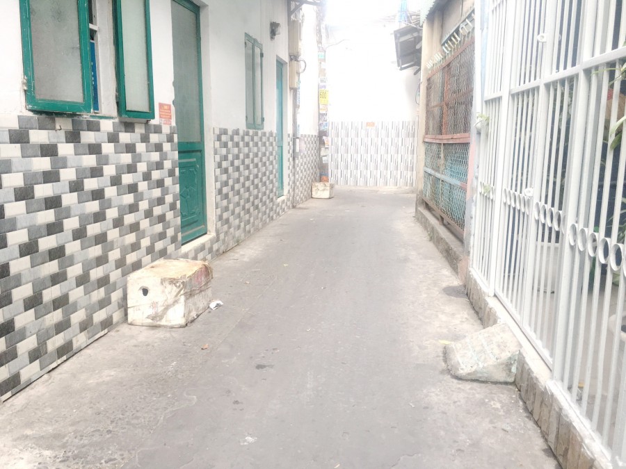 Bán nhà 3 lầu, sân thượng, hẻm 78 Cao Lỗ P4 Q8