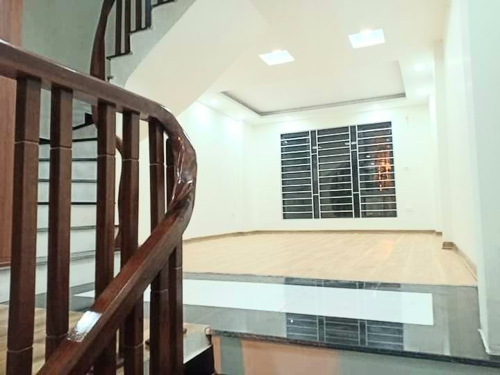 Cần Bán gấp nhà đẹp Trương Định 55m 5 tầng 2.9 tỷ