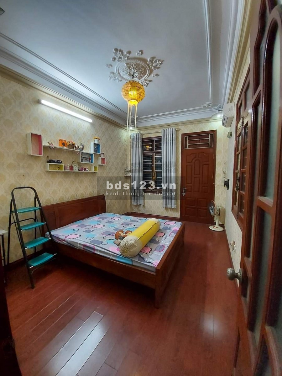 Bán Nhà Phố Vạn Phúc, Ô tô Kinh Doanh, 40m x 4T, MT5m, giá 4 tỷ 2, Lh 0902083139