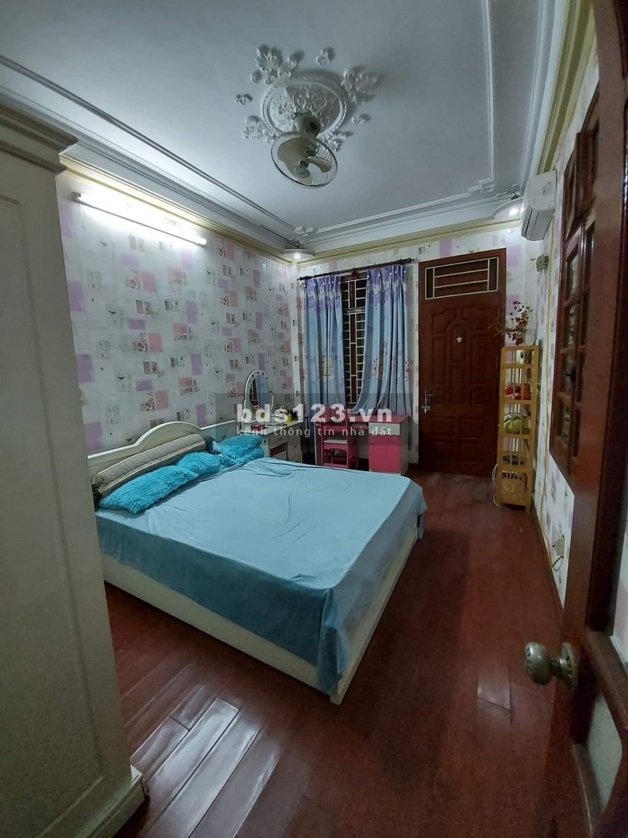 Bán Nhà Phố Vạn Phúc, Ô tô Kinh Doanh, 40m x 4T, MT5m, giá 4 tỷ 2, Lh 0902083139
