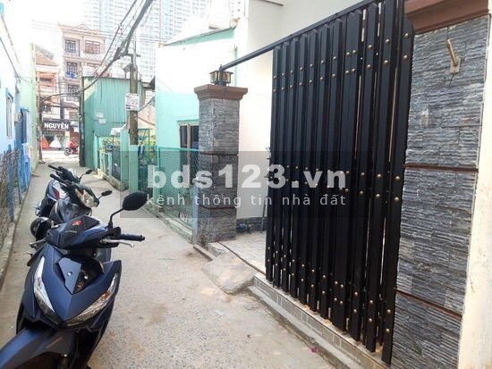 Bán Gấp Nhà 2 Lầu Mặt Tiền Hẻm 3m Huỳnh Tấn Phát, Phường Phú Thuận, Quận 7