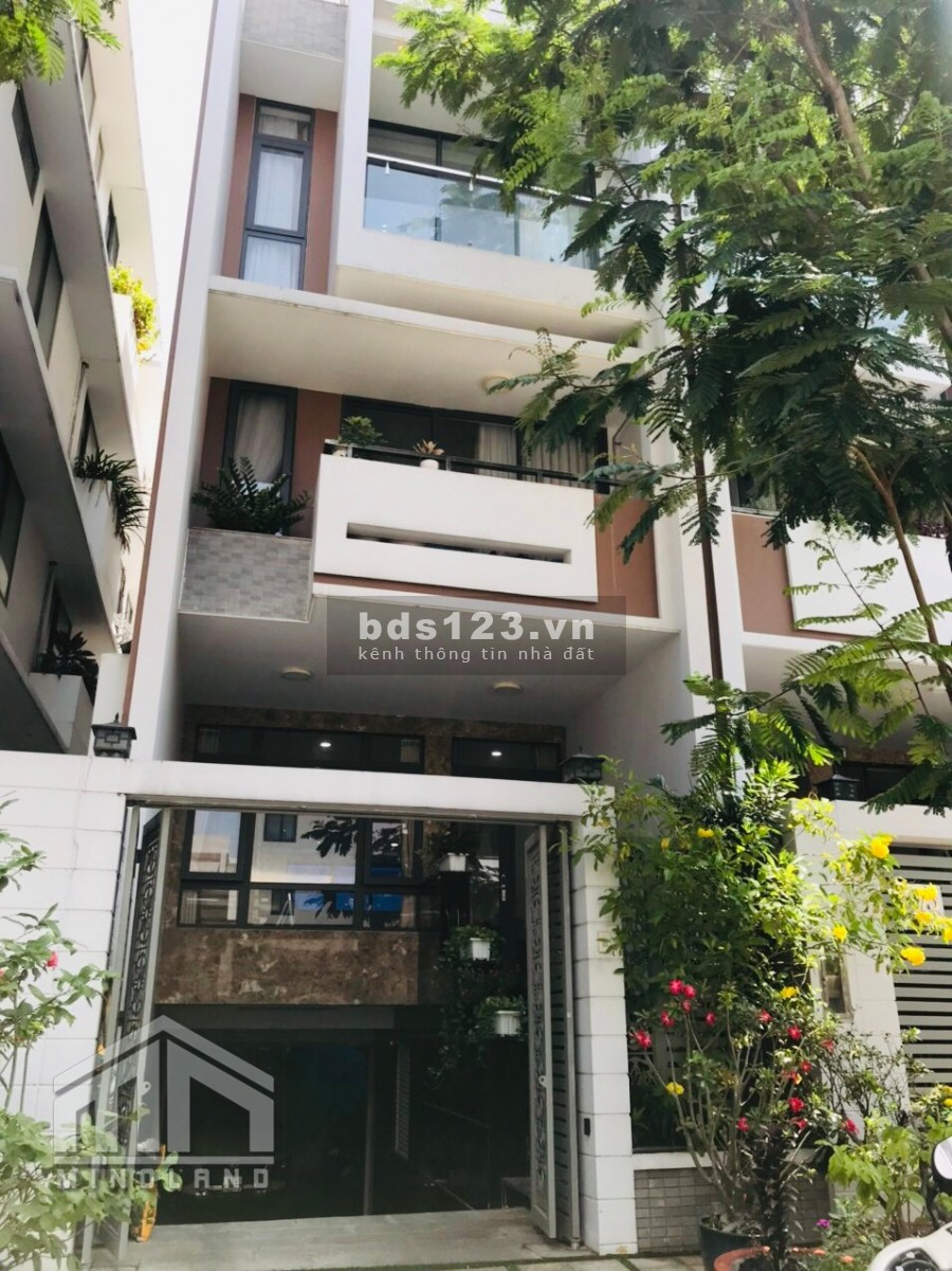 Bán căn nhà hoàn thiện giá rẻ nhất Vạn Phúc City Thủ Đức dt: 5x18m, Hầm + 4 tầng