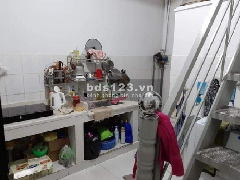 Bán gấp hxh Nguyễn Tiểu La Phường 8 Quận 10 35m2 4 tầng 4.4 tỷ