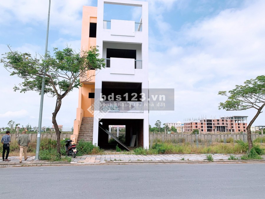 BÁN NHANH NHÀ FPT CITY ĐÀ NẴNG 108M2