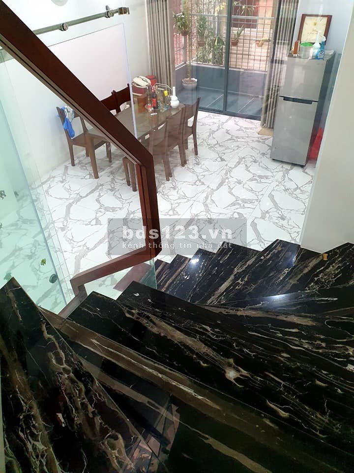 Bán nhà văn khê mặt tiền rộng 5m 83m 3 tầng chỉ 8 tỷ