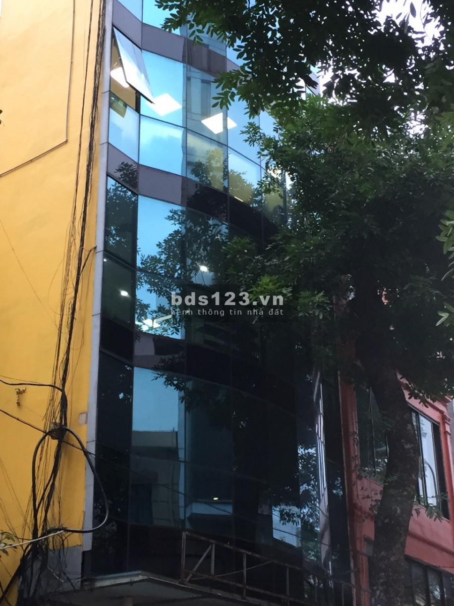 Văn phòng tòa nhà 180 Triệu Việt Vương cho thuê