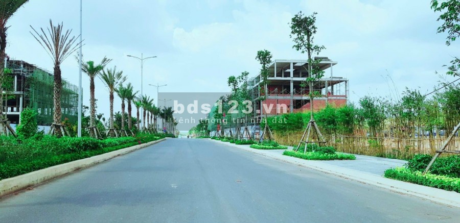 Chính chủ bán gấp lô đất 5x20, 100m2 thổ cư đường nhựa giá 755tr đường 15m gần sân bay gần TT Long Thành