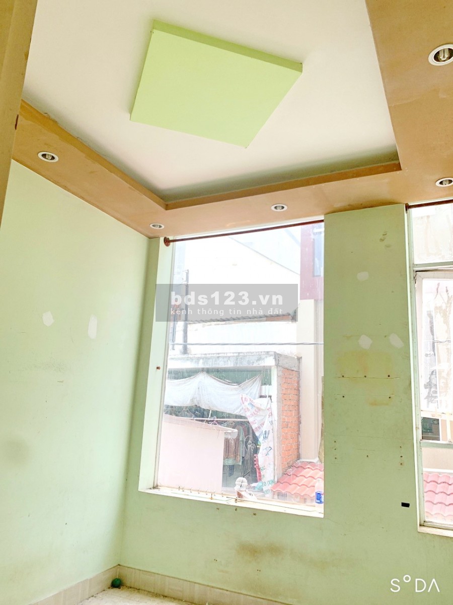 Bán nhà 2 lầu gần mặt tiền đường Dạ Nam Phường 2 Quận 8 - LH: Ms Sương 0933862860