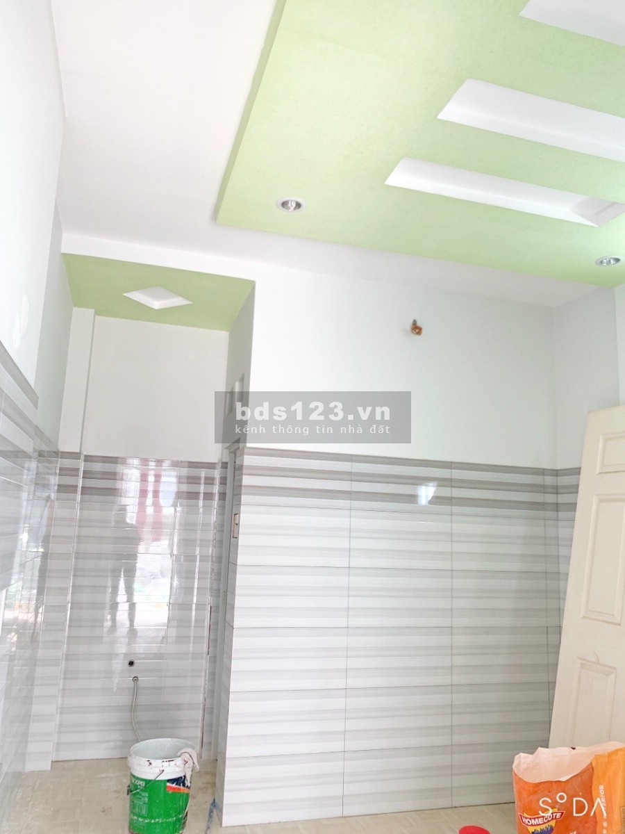 Bán nhà 2 lầu gần mặt tiền đường Dạ Nam Phường 2 Quận 8 - LH: Ms Sương 0933862860