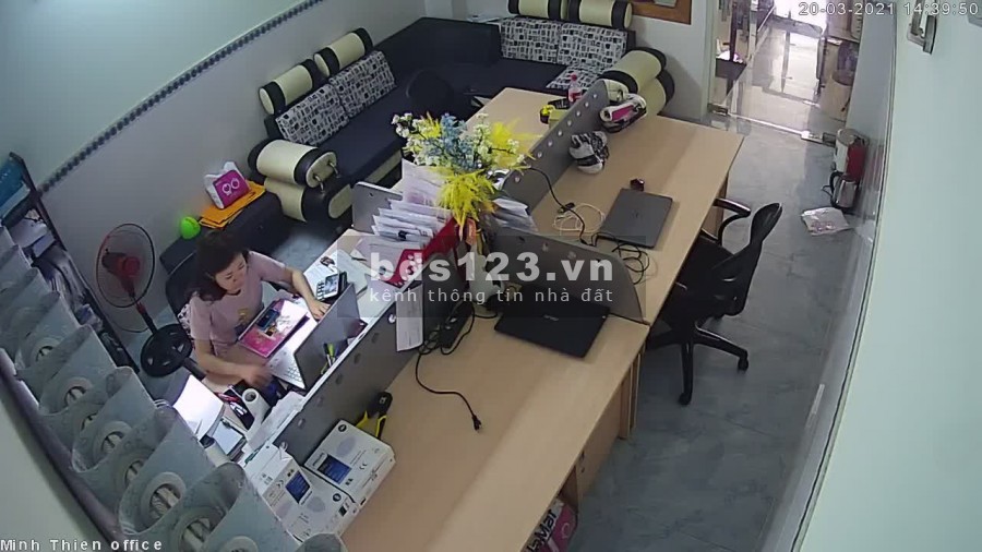 Bán nhà mặt phố kinh doanh, diện tích 68m2, 4 lầu + lẩng