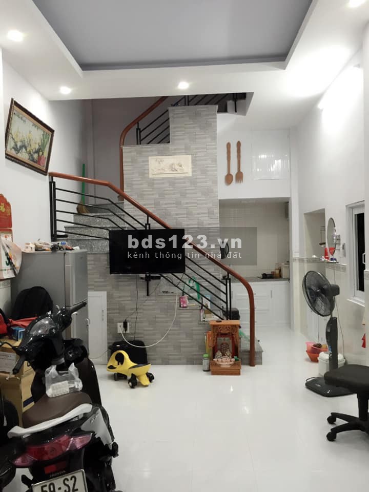 Bán nhà Trần Quang Diệu, quận 3 DT 57m2 4 PN giá 3 tỷ 85