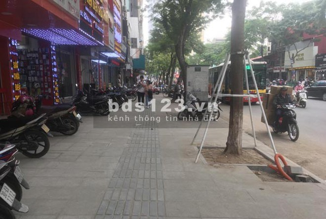 Bán nhà phố THÁI HÀ 90mX8T Thông Sàn, Văn Phòng, oto đỗ Phường Trung Liệt Đống Đa. 0969040000