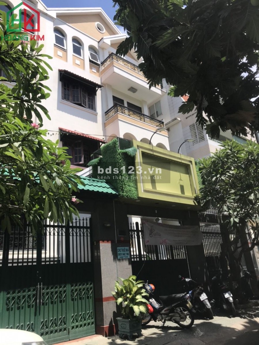 Cho thuê Villa có hầm giá rẻ khu Vườn Hoa, đường Hoa Mai, P2 Phú Nhuận 8x18m