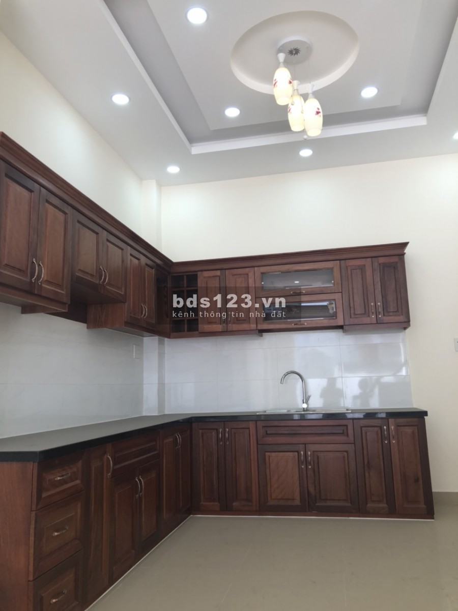 MỚI gần ngay Vincom - Dtsd 180m2 giá tốt nhất khu vực 6,3 tỷ 0TL