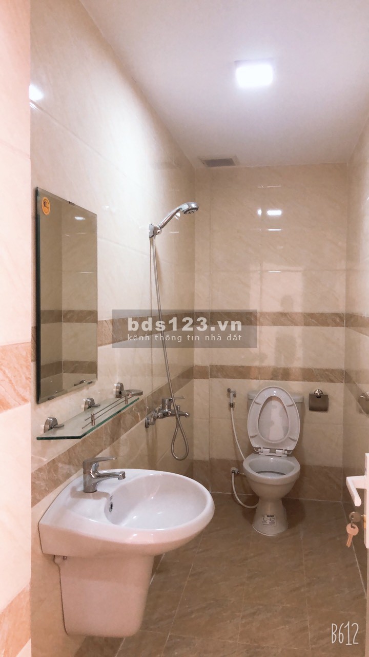 MỚI gần ngay Vincom - Dtsd 180m2 giá tốt nhất khu vực 6,3 tỷ 0TL