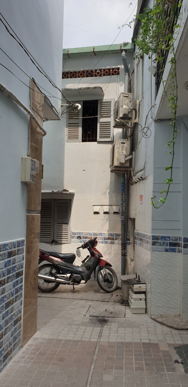 Bán nhà đường Phan Xích Long, P.3, Quận Phú Nhuận, giá 6,8 tỷ, 5 tấm, DTSD 190m2.