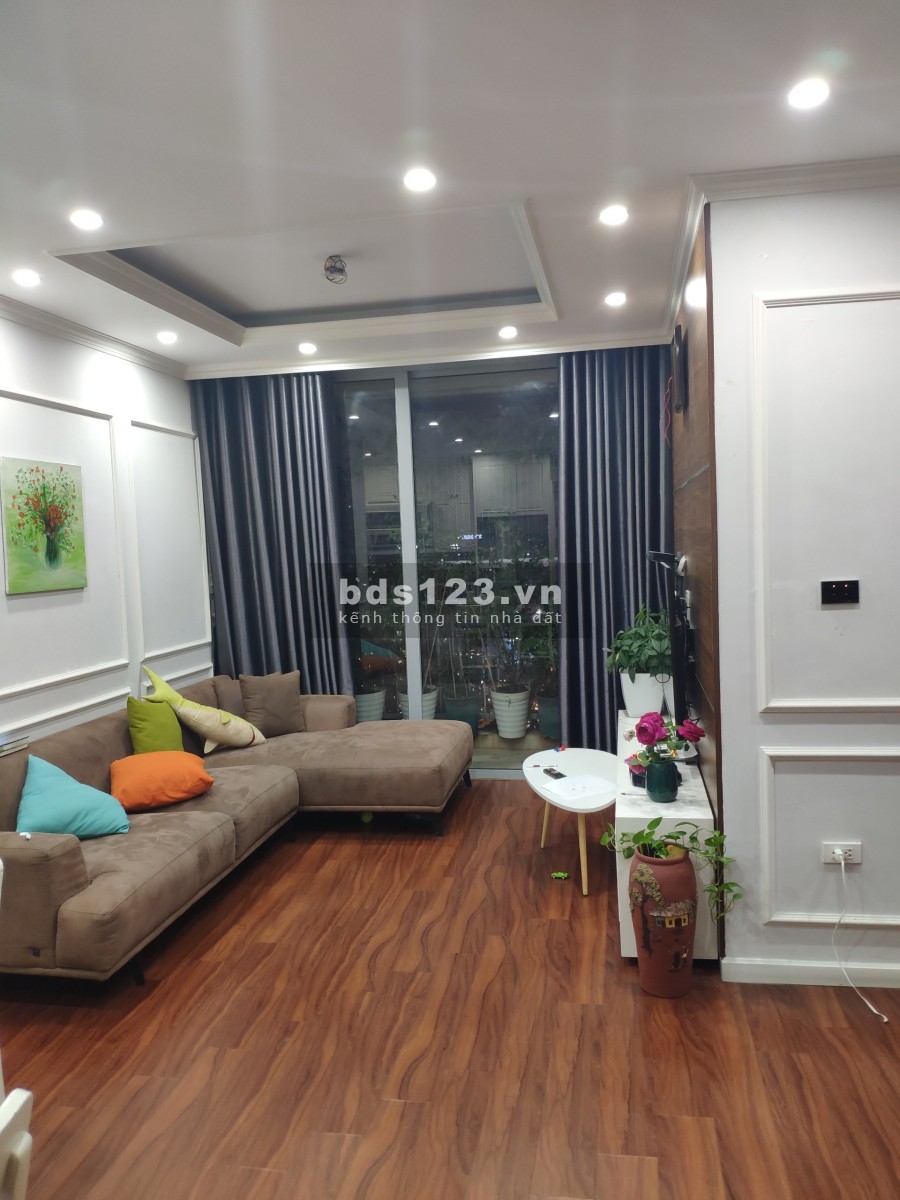 Bán gấp căn hộ ban công ĐN, 3N, 110m2 tòa A2-Vinhomes Gardenia, LH: 0967839010