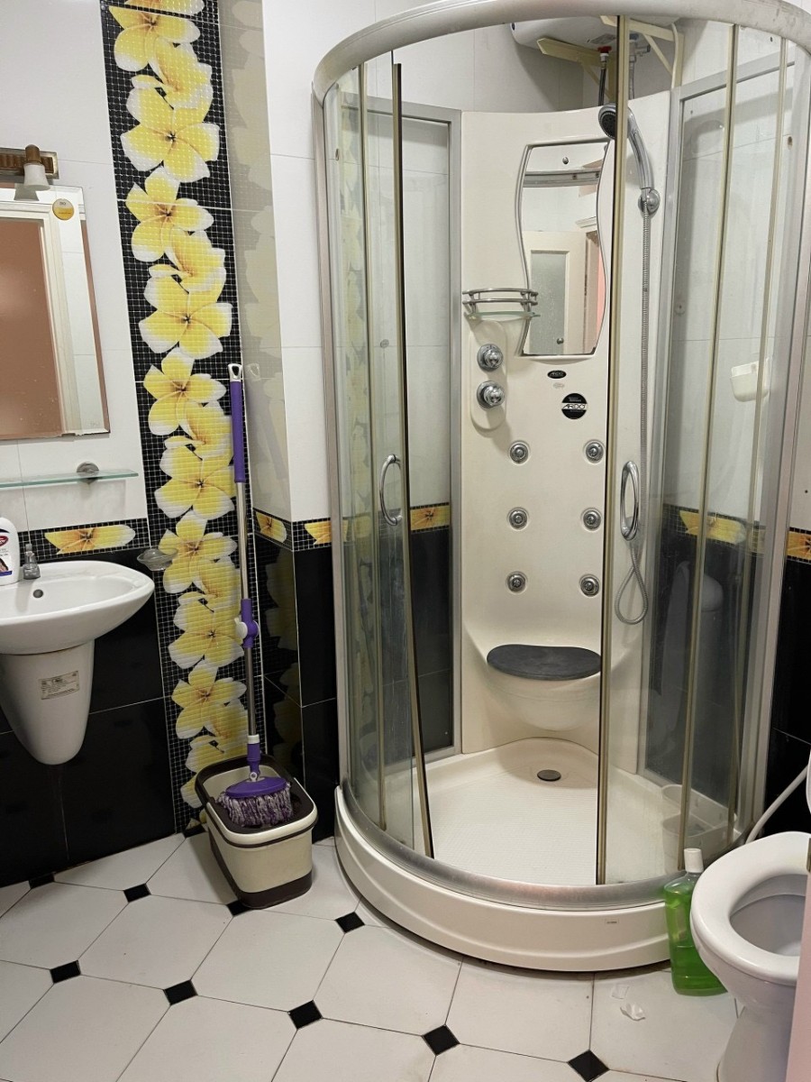 Chính chủ cần bán nhà tại Đường Nguyễn Cư Trinh Phường Nguyễn Cư Trinh Quận 1 TP.HCM