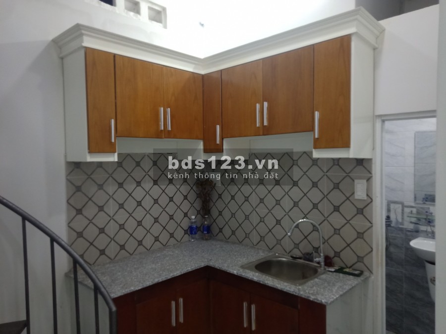 Bán nhà có 102 tại Gò Vấp 40m2 như tờ A4, 2T BTCT, giá chỉ 2 tỷ 95