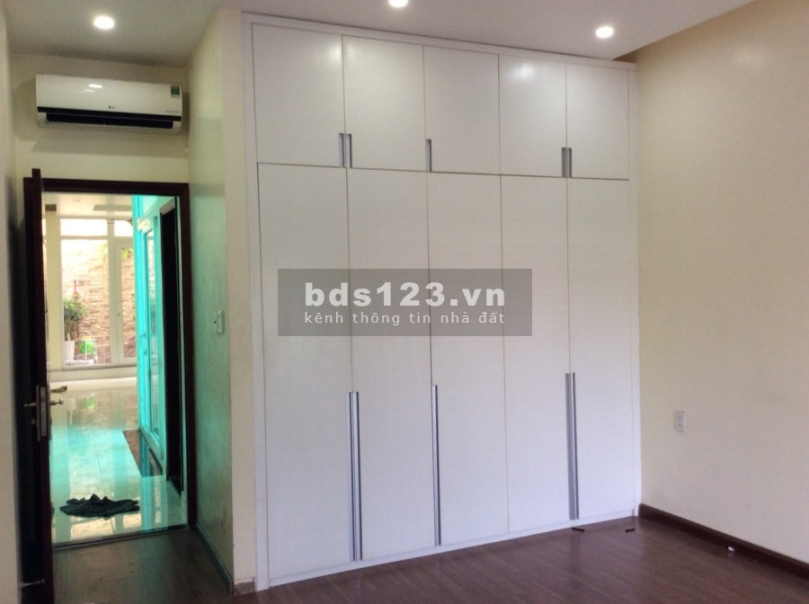 Cho Thuê Nhà MT Dương Đức Hiền, Q.Tân Phú - 4 x 20m (2L+ ST) - 20 Tr/Th