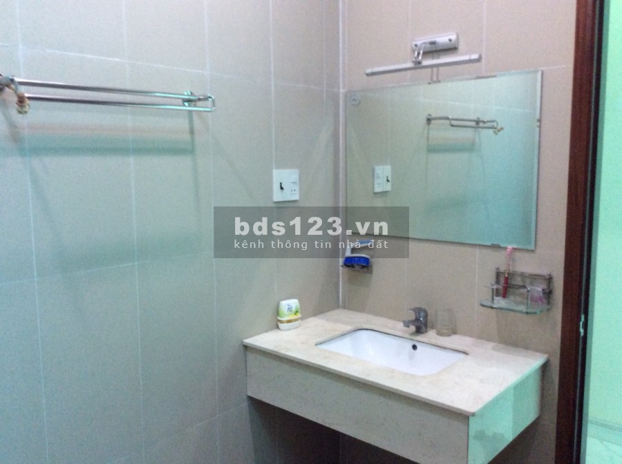 Cho Thuê Nhà MT Dương Đức Hiền, Q.Tân Phú - 4 x 20m (2L+ ST) - 20 Tr/Th