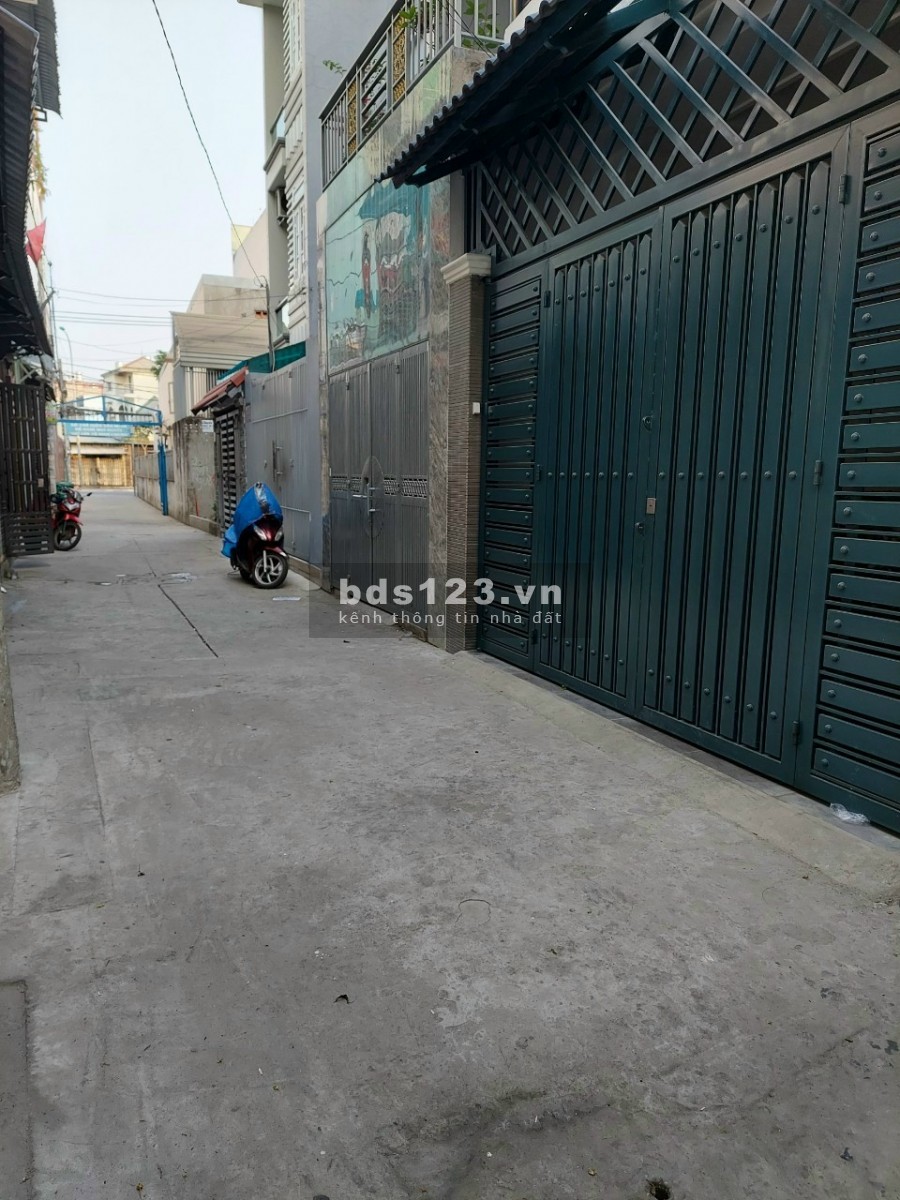 Nhà 1T1L 92m2,HXH, Đường Võ Văn Vân, Bình Chánh, SHR, giá 900 tr