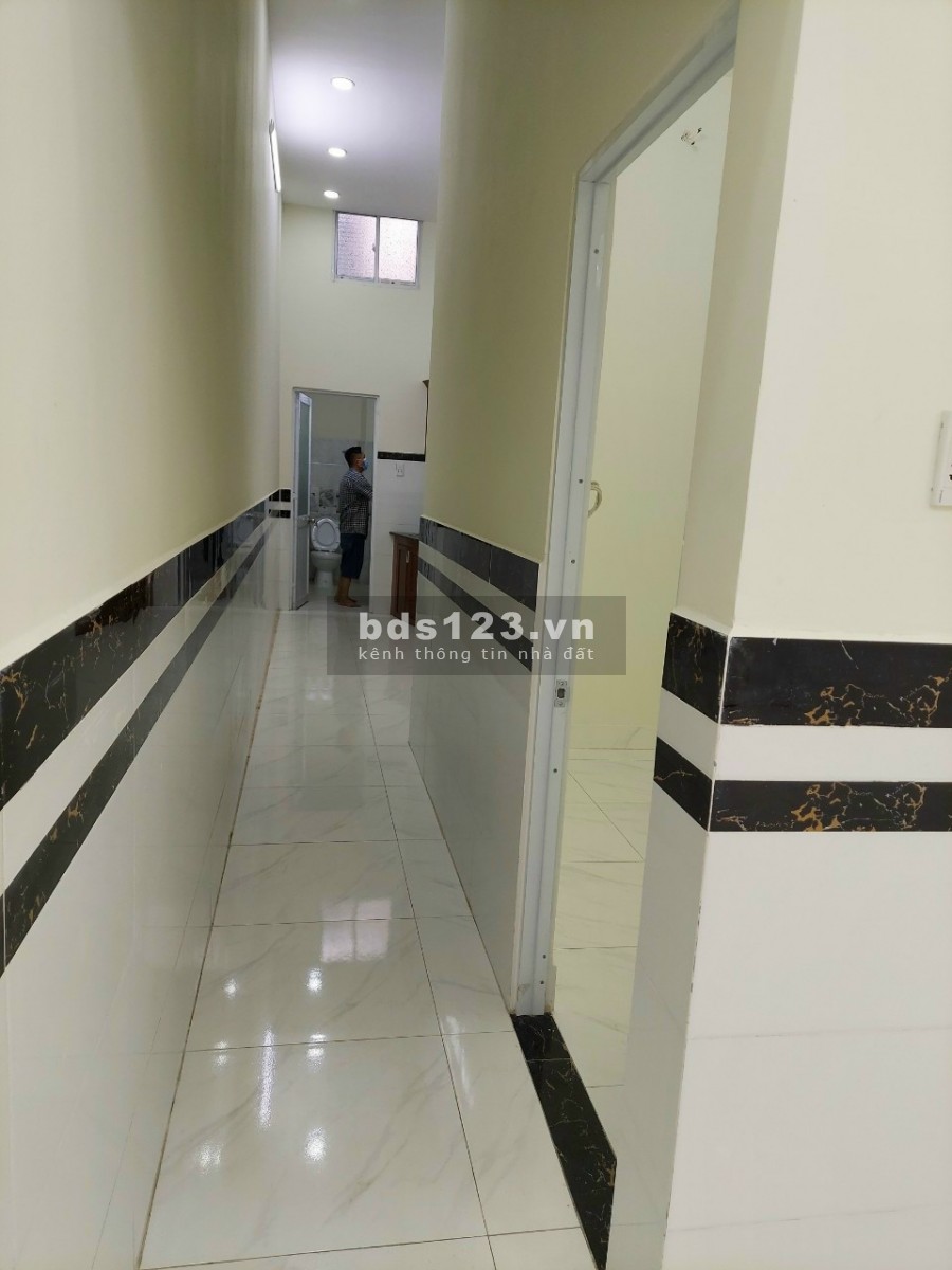 Nhà 1T1L 92m2,HXH, Đường Võ Văn Vân, Bình Chánh, SHR, giá 900 tr