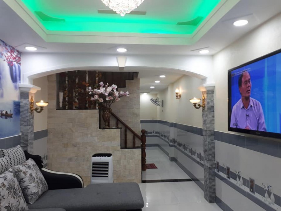 Bán nhà Đồng Đen 40m2 HXH Nhà đẹp khách tới ở ngay giá 3 tỷ 55