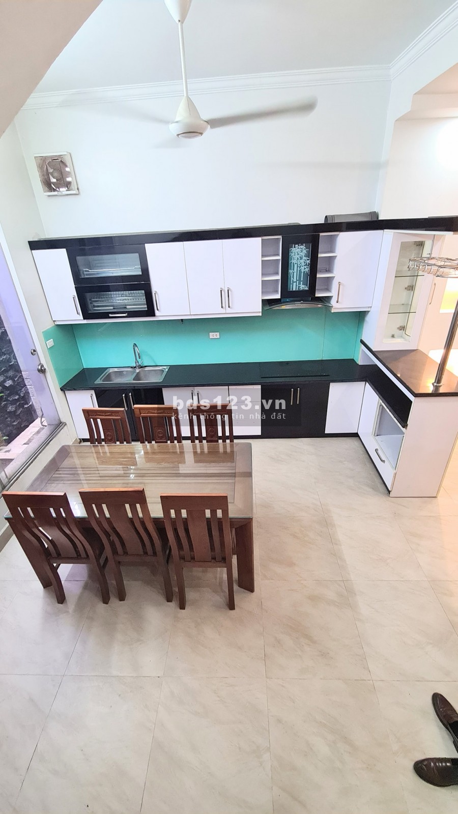 Nhà Đẹp An Dương Vương Lô Góc 3 Mặt Thoáng dt 50m2 x 4 tầng, Mt 5m, Giá 4.8 tỉ