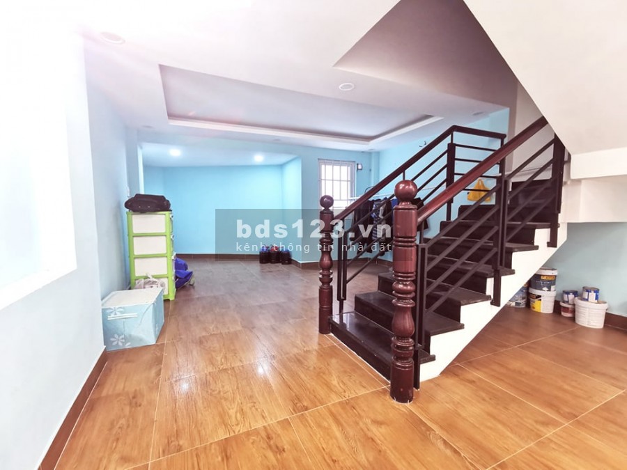 Bán nhà gần Chợ Bà Chiểu, Bình Thạnh, dt 63m2, giá 5 tỷ 4