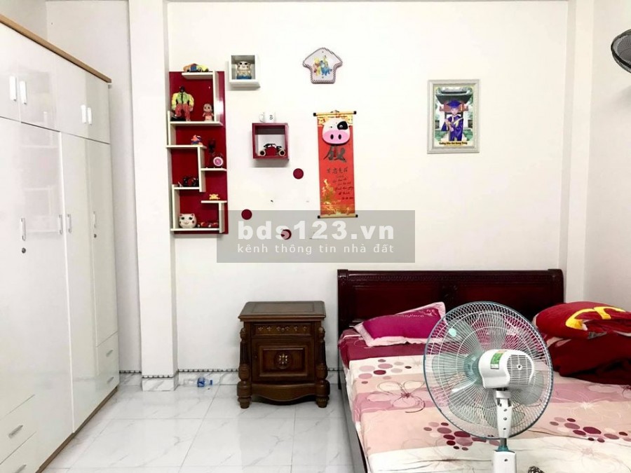 NHÀ ĐẸP, LÔ GÓC BA MẶT TIỀN, NGỌC HỒI, 60M2, 4T, MT 5, 3.25TY