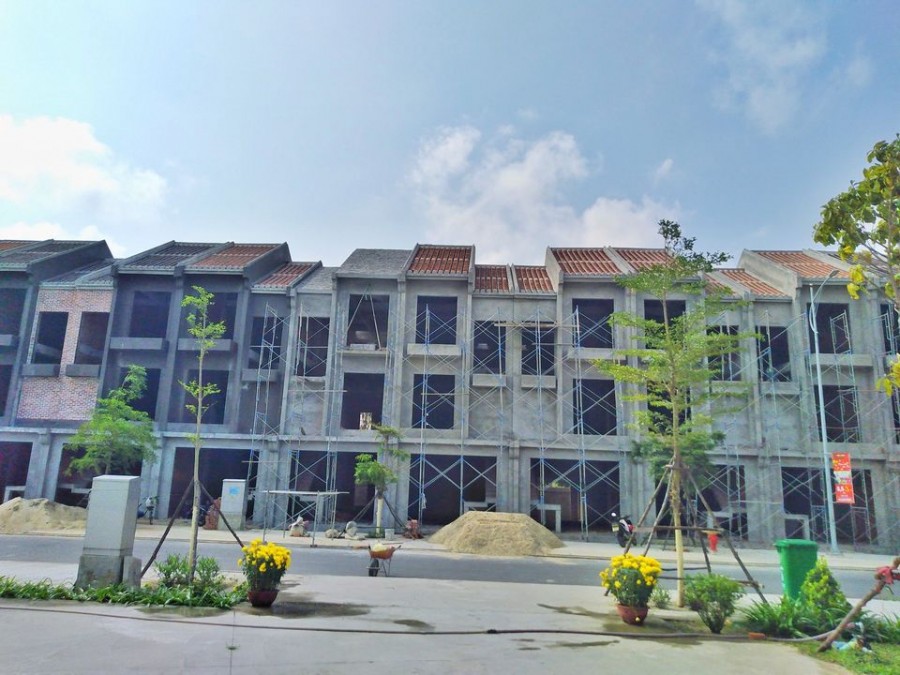 Cần bán nhà thô 3 tầng ven sông gần ngay Phố Cổ Hội An