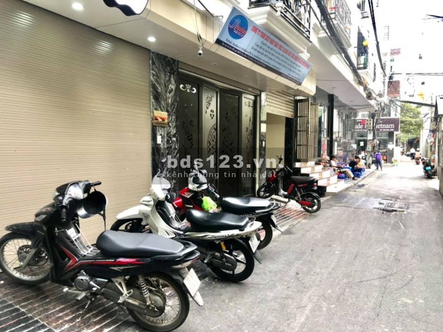 Hồ Tùng Mậu, Thang máy, kinh doanh, ô tô và0 nhà khép kín 40Mx7T. GIÁ 7.5 tỷ