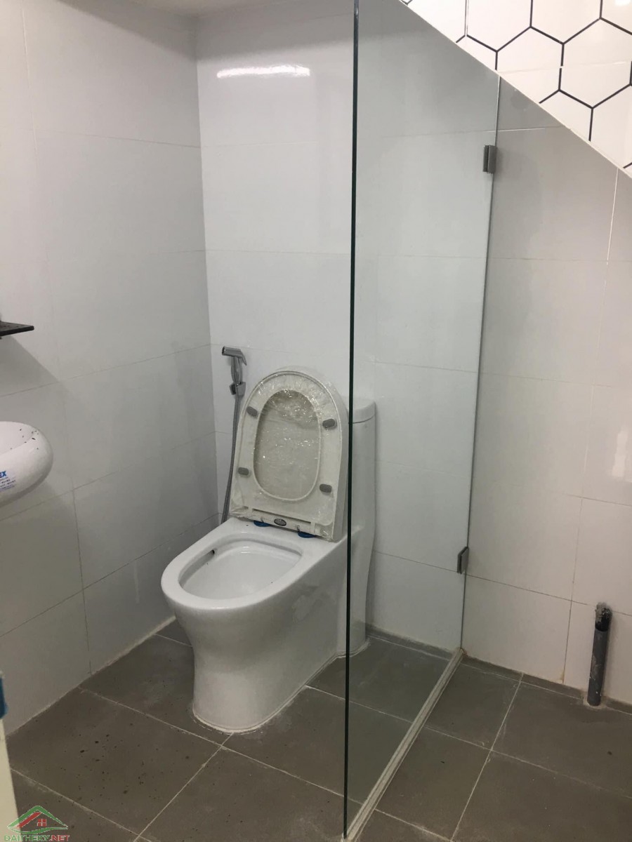 Bán gấp nhà hẻm xe tải Lê Quang Định, Bình Thạnh, đầu tư cực tốt, 40m2, 5 tầng, 9 phòng ngủ.