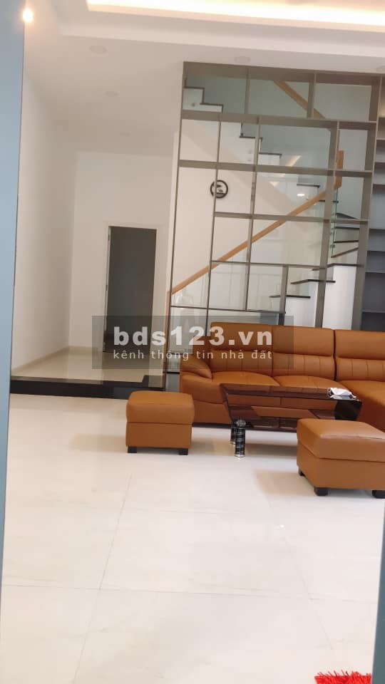 Bán nhà p.10, quận Tân Bình, sang trọng, đẳng cấp 100m2, chỉ 11.5 tỷ