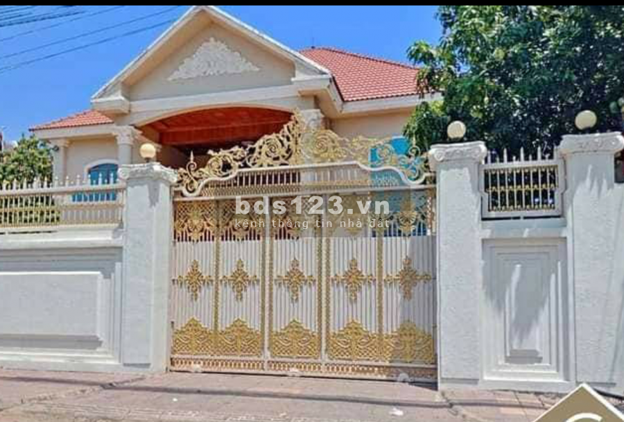Bán Nhà Hoàng Hoa Thám DT: 128m2, 2 L, 5.8m x 21m, Giá chỉ: 10.5 tỷ