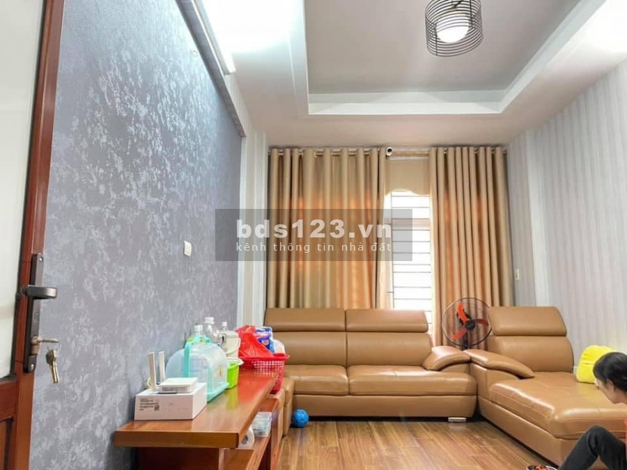 BÁN GẤP NHÀ YÊN HÒA, NGÕ RỘNG THÔNG THOÁNG, BÃI ĐỖ Ô TÔ, 40m2x5T, MT: 3,5m.