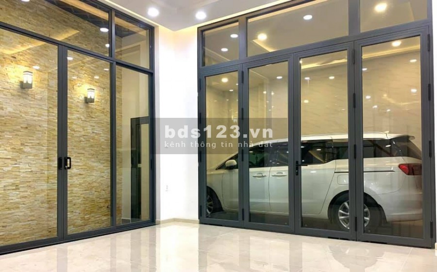 Bán nhà p.10, quận Tân Bình, sang trọng, đẳng cấp 100m2, chỉ 11.5 tỷ
