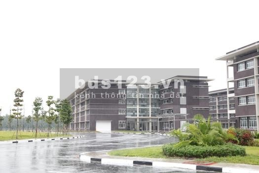GIA ĐÌNH CẦN TIỀN TRẢ NỢ CẦN BÁN CĂN NHÀ 1 TRỆT 1 LẦU SỔ RIÊNG, ĐỐI DIỆN TRƯỜNG HỌC CẤP 2. LH: 0359.147.158
