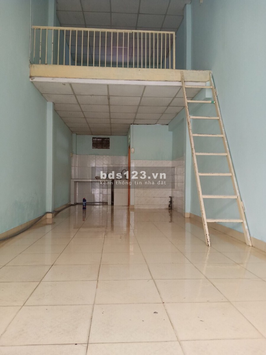 Cho thuê nhà hẻm xe hơi Bùi Quang Là , phường 12, Gò Vấp 31m2, gác , giá 4.5 triệu