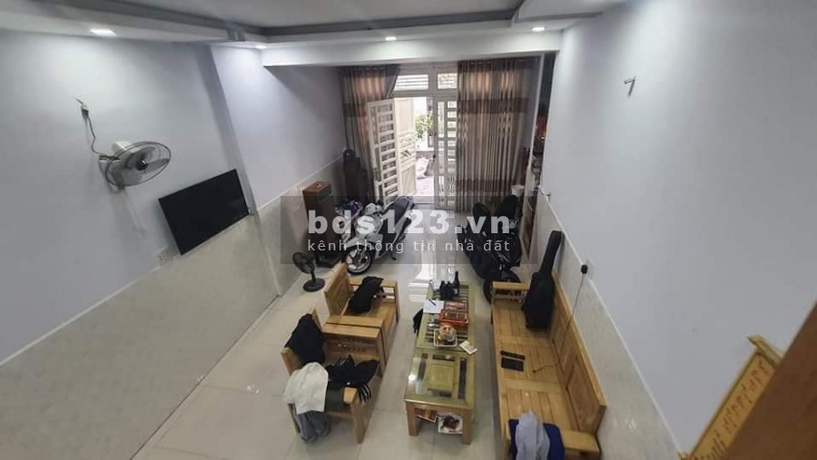 Hàng NÓng Nhà HXH Thống Nhất P10 GV, 46m2 chỉ 3tỷ42 bán