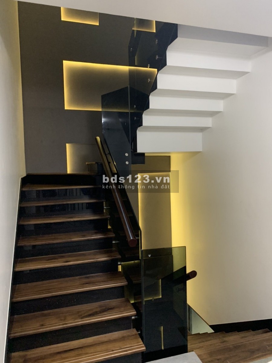 Bán nhà xã Phong Phú, Bình Chánh – 140m2, 18 tỷ thương lượng. LH: Duyên 0907429***